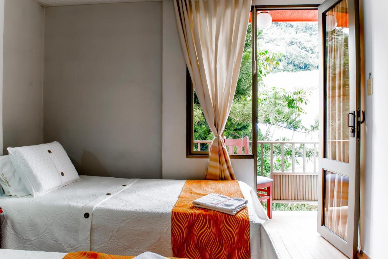 Hotel Emperador Barbosa  Extérieur photo
