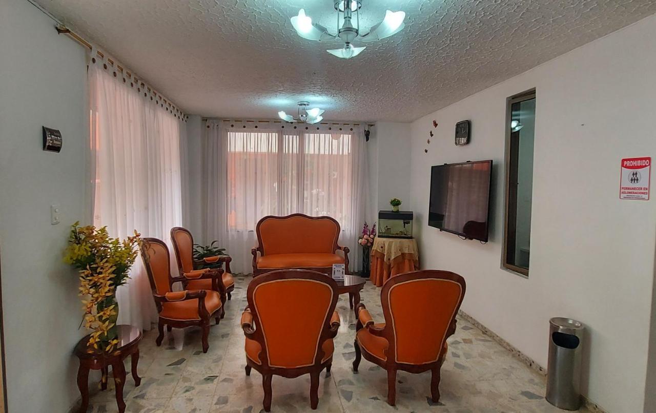 Hotel Emperador Barbosa  Extérieur photo